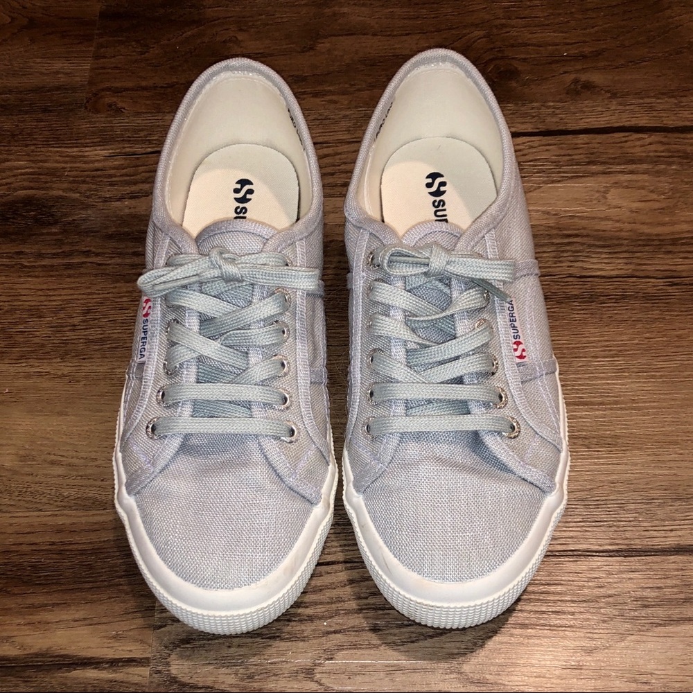 Only worn a few times!